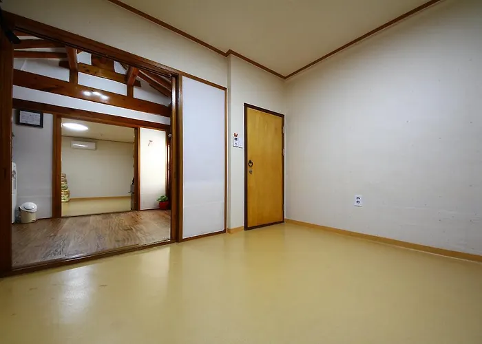 Hue Hanok Affittacamere Seul