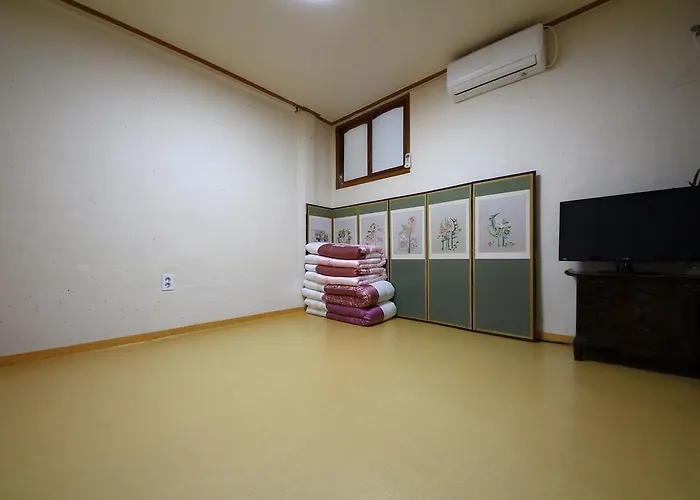 Hue Hanok