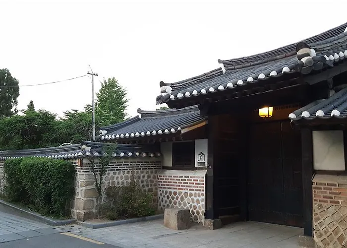 Hue Hanok 2*