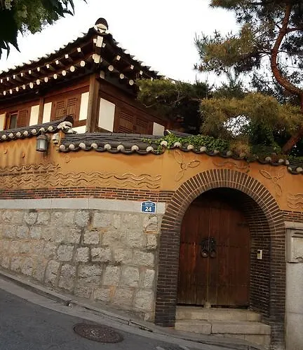 Hue Hanok 2*